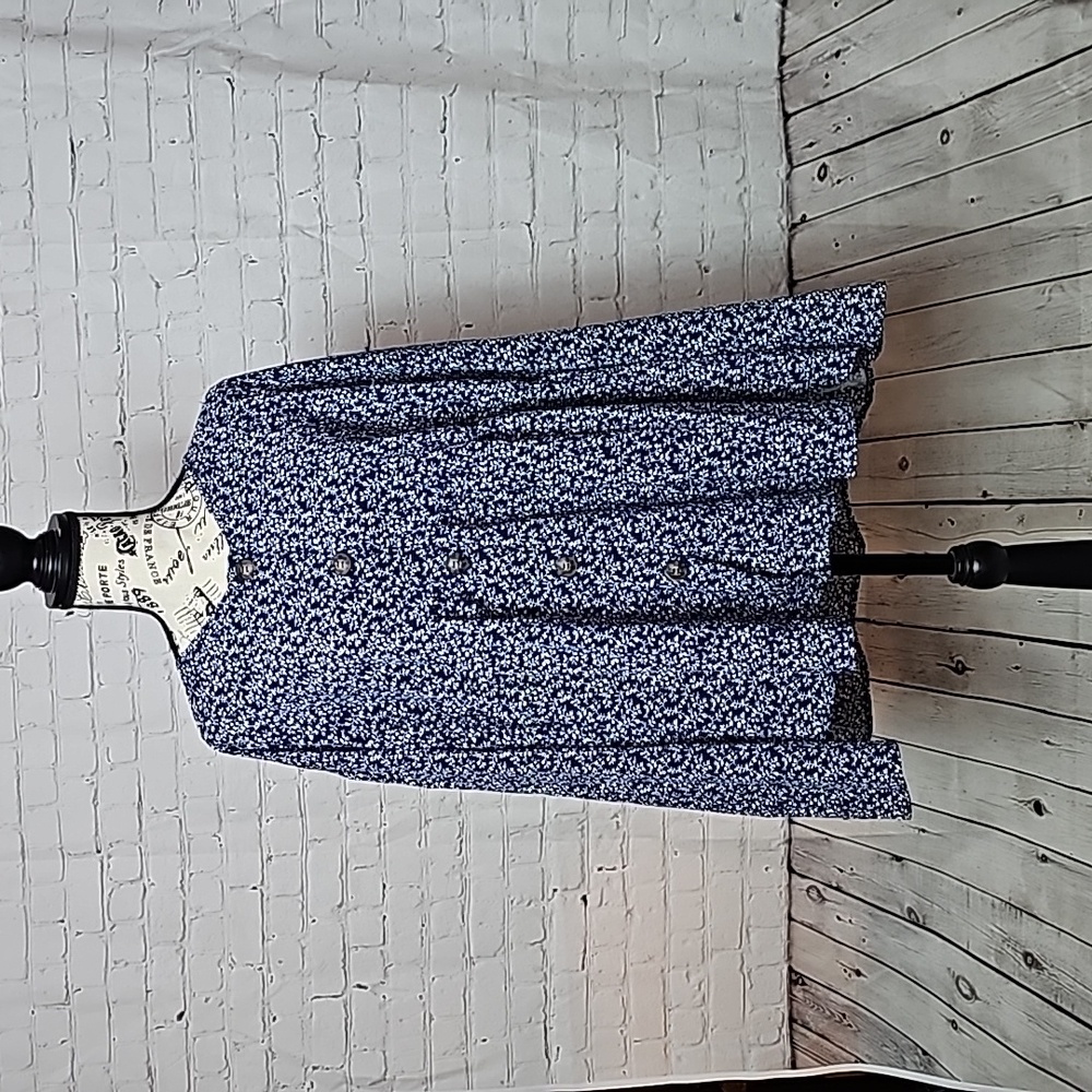 Shein Blue and White Floral Long Sleeve Blouse